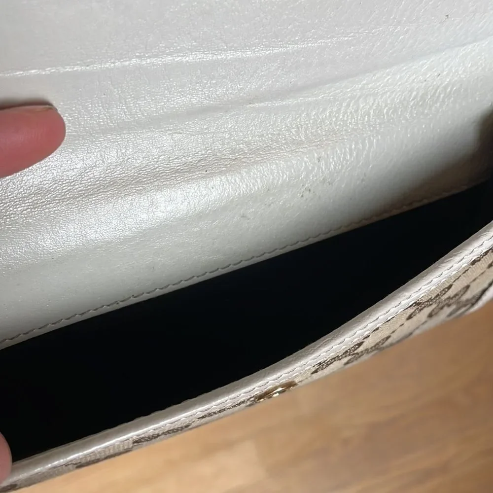 Gucci woman’s canvas and cream leather wallet - Picture 14 of 16